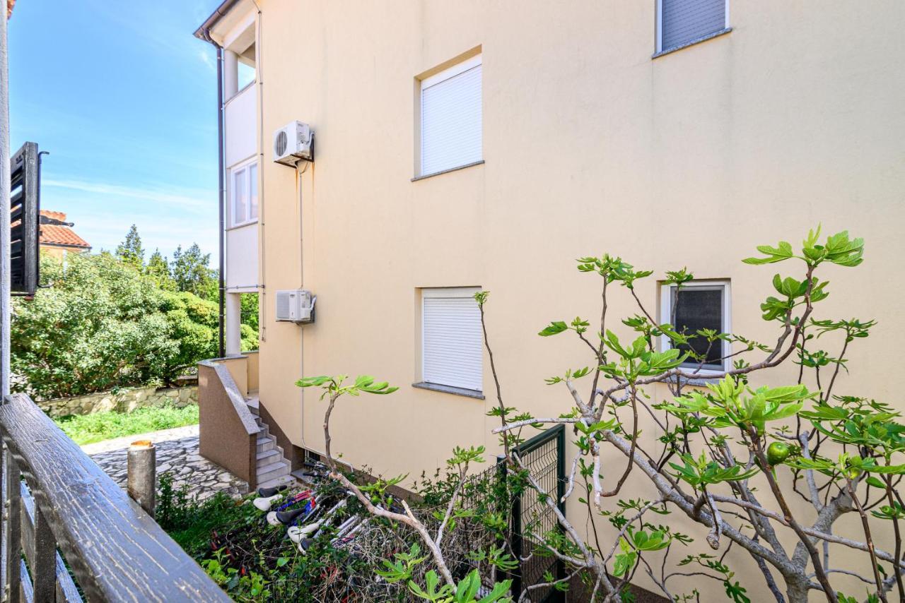 Apartments With A Parking Space Premantura, Medulin - 2228 Ngoại thất bức ảnh