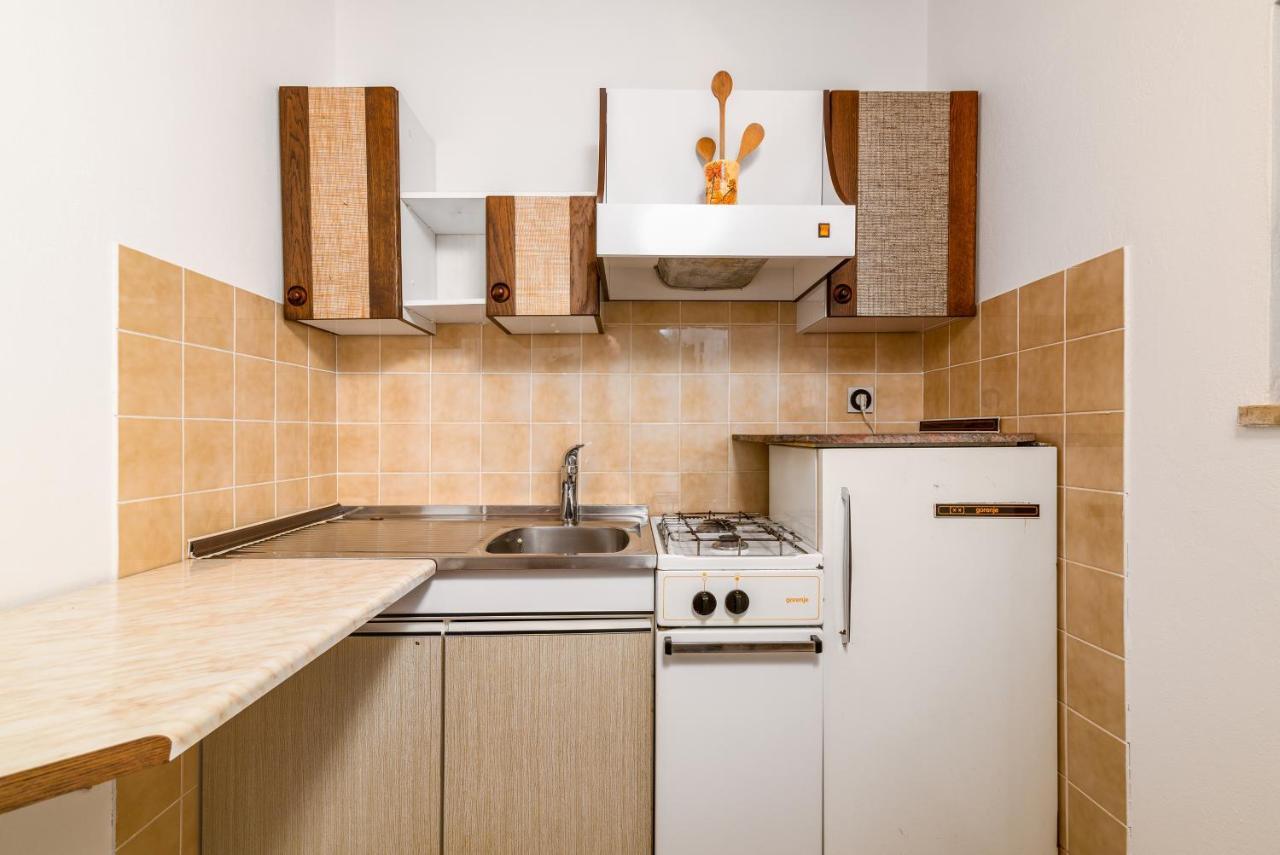 Apartments With A Parking Space Premantura, Medulin - 2228 Ngoại thất bức ảnh